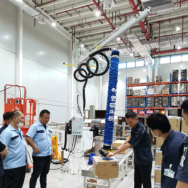 氣管吸吊機